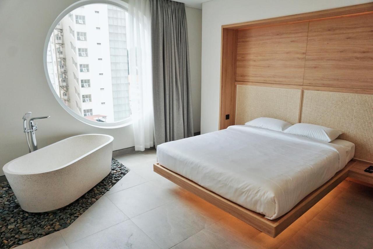 Hotel Meander Saigon Ho-Chi-Minh-Stadt Exterior foto